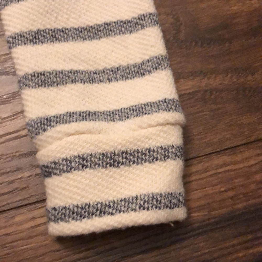 Perfect beach pullover - Picture 5 of 6